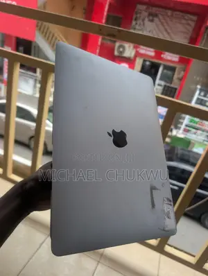 Laptop Apple MacBook Air 2022 M2 8GB Apple M2 SSD 256GB