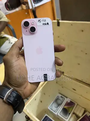Apple iPhone 15 256 GB Pink
