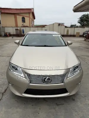Lexus ES 2013 Gold