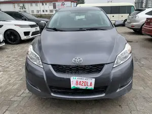 Toyota Matrix XRS Hatchback FWD (2.4L 4cyl 5A) 2010 Gray