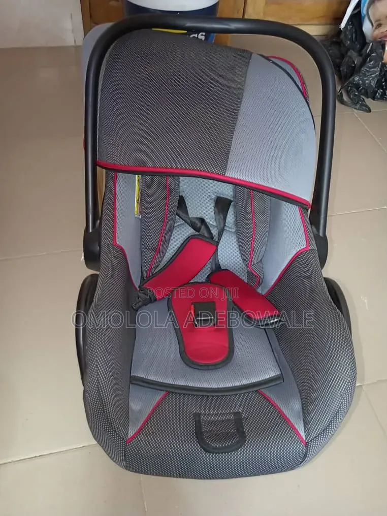 Baby Carrier/ Car Seat