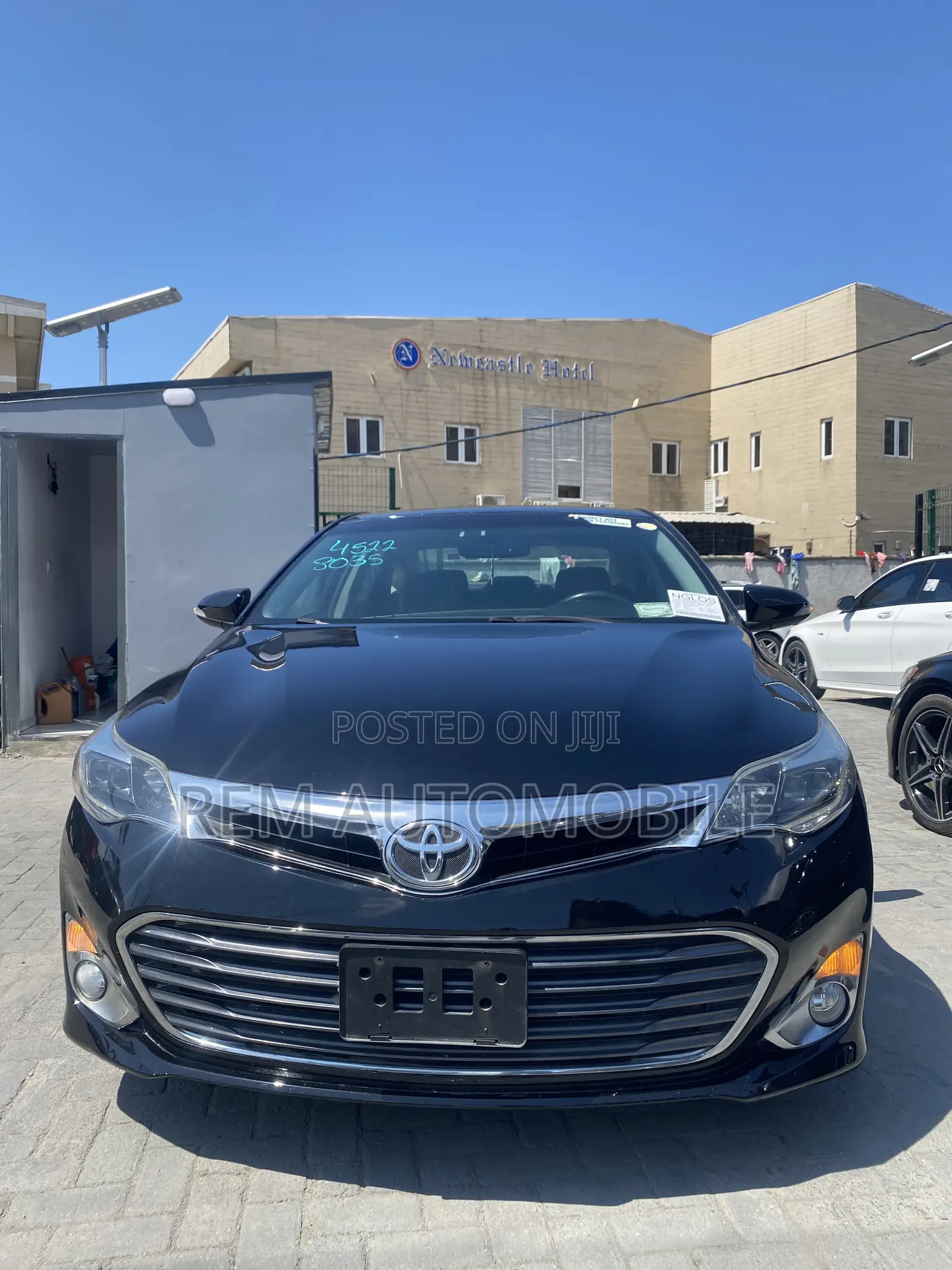 Toyota Avalon 2013 Blue