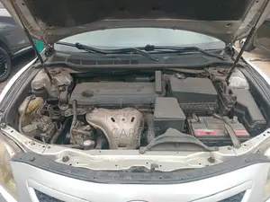 Toyota Camry 2009 Silver