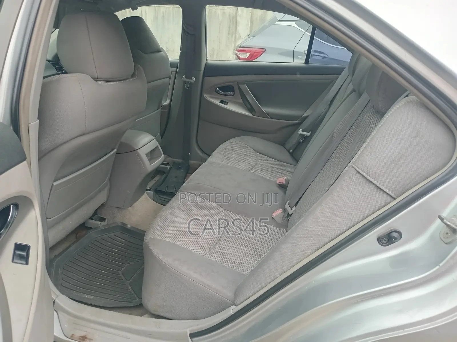 Toyota Camry 2009 Silver