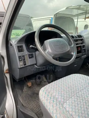 Toyota HiAce 1998 Silver