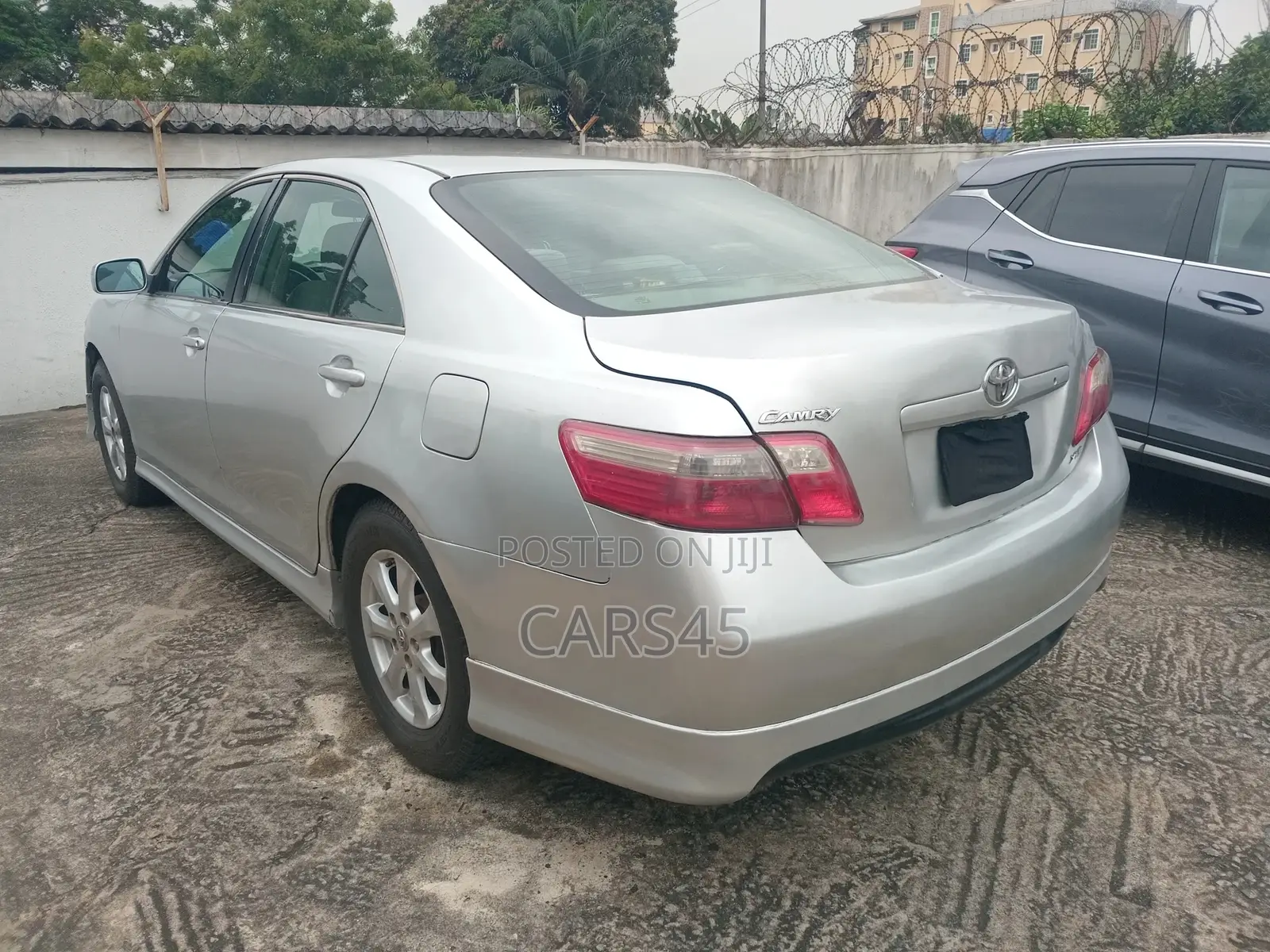 Toyota Camry 2009 Silver
