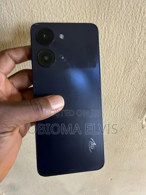 Itel P40+ 128 GB Graphite