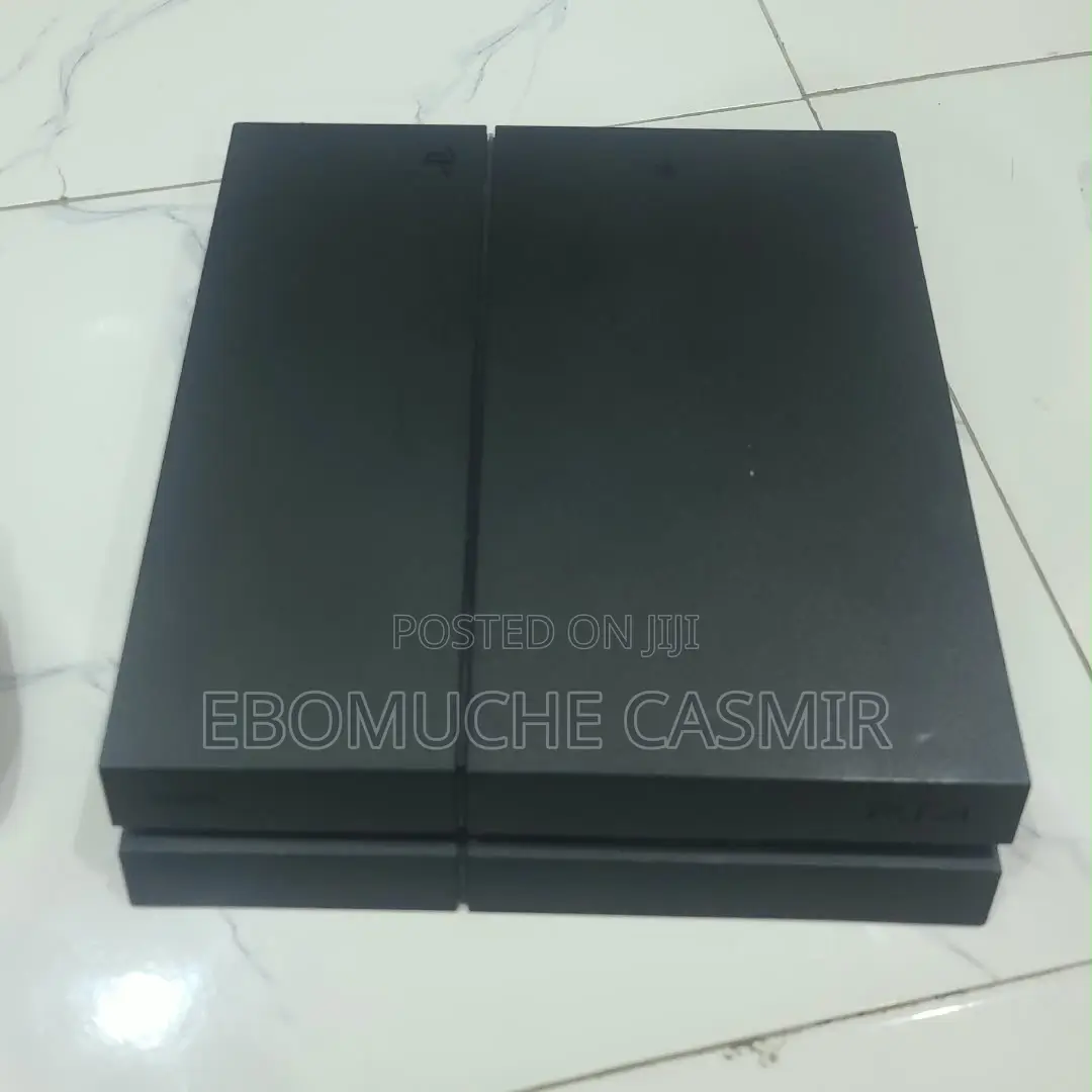 PS4 Console