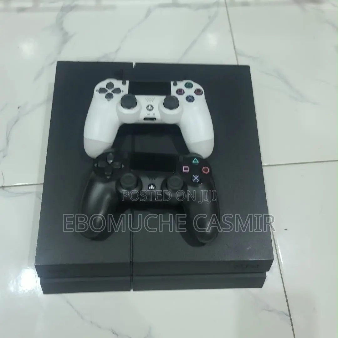 PS4 Console