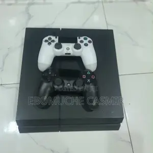 PS4 Console