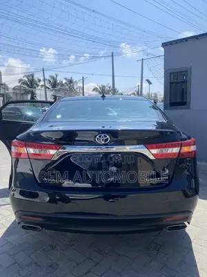 Toyota Avalon 2013 Blue