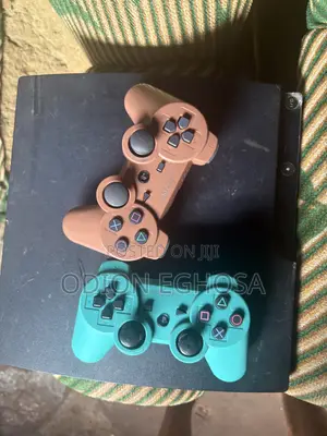PlayStation 3 Working Perfectly No Issues Comes With 2 Pads and Games