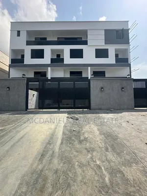 5bdrm Townhouse/Terrace in Lekki Phase 1 for sale