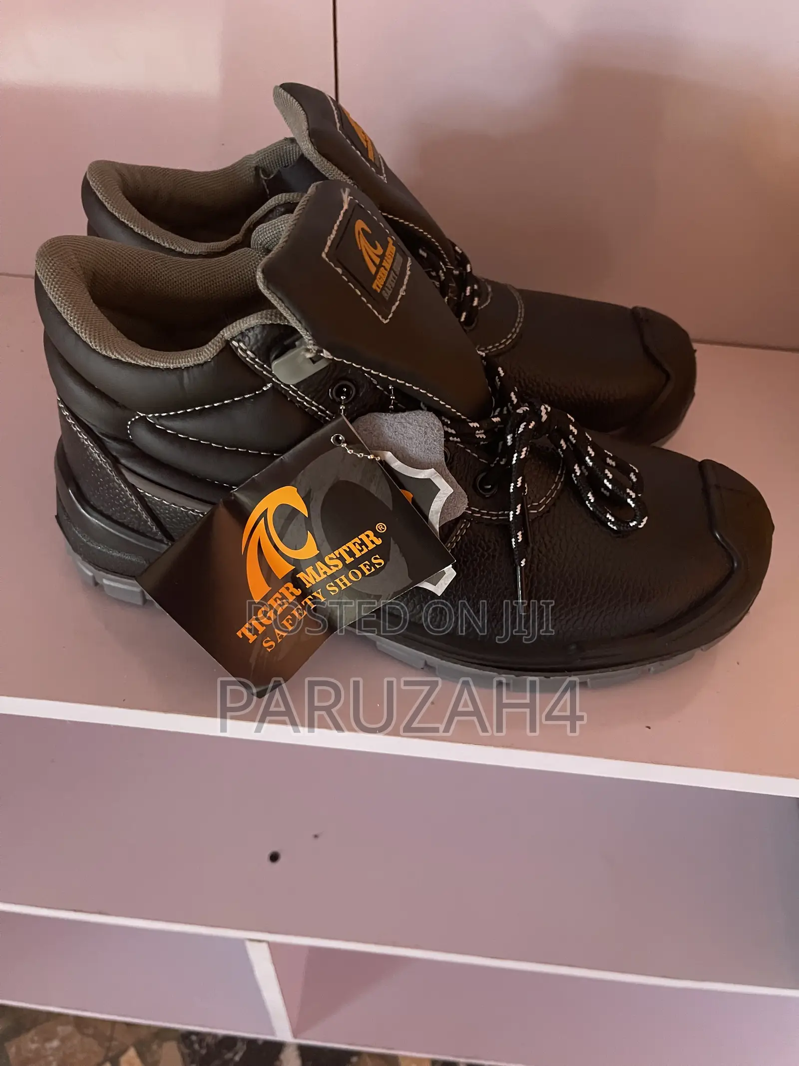Tiger Master Safety Shoes – Steel Toe Work Shoes