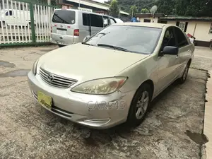Toyota Camry 2006 Silver