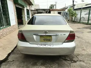 Toyota Camry 2006 Silver