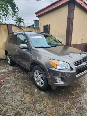 Toyota RAV4 2012 Brown