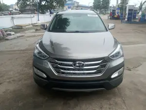 Hyundai Santa Fe 2016 Gray
