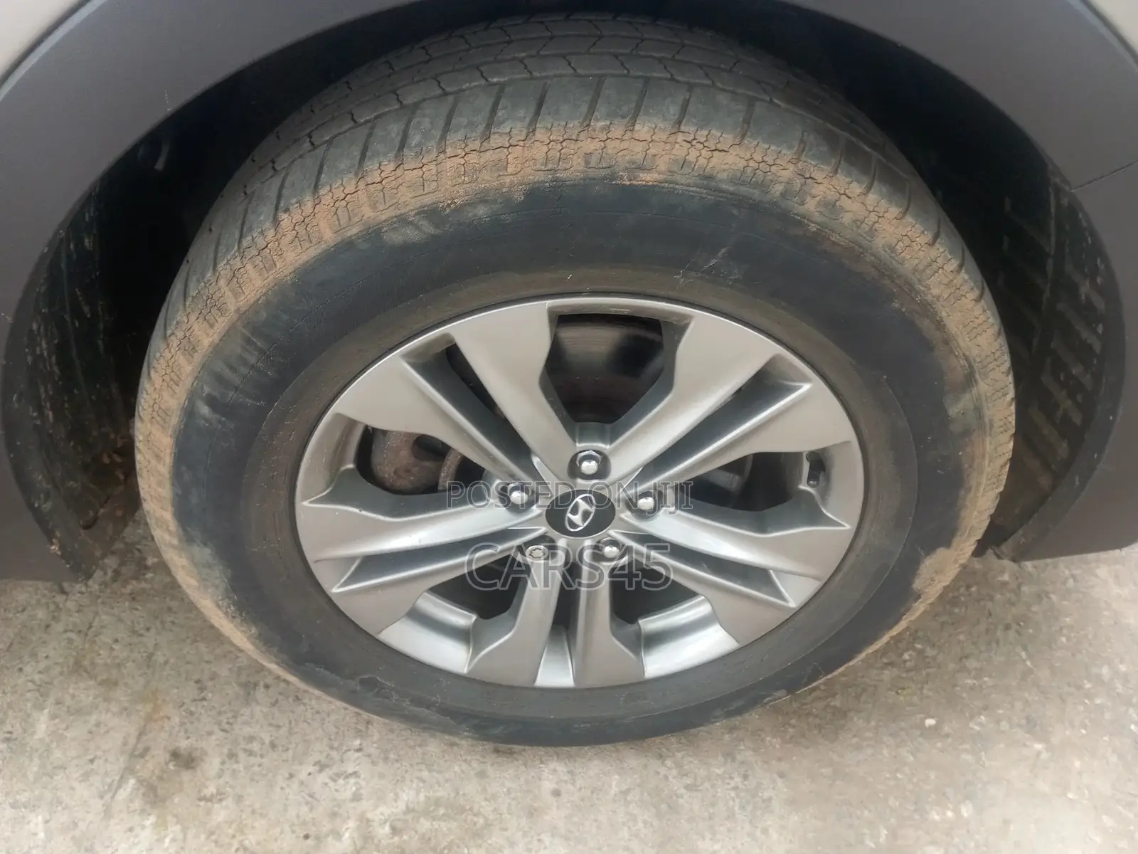 Hyundai Santa Fe 2016 Gray