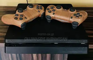 PlayStation 4 Slim