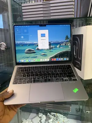 Laptop Apple MacBook Air 2022 M2 24GB Apple M2 SSD 512GB