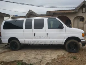Ford E350 2007 White