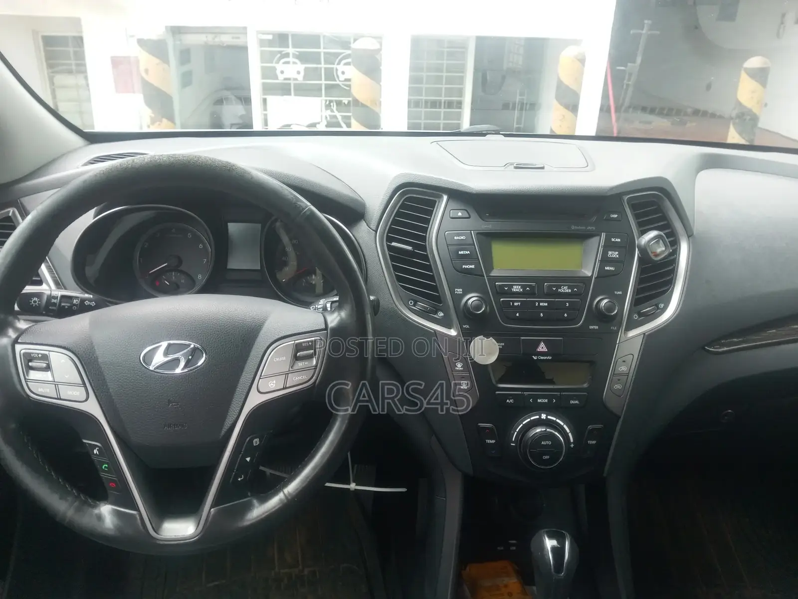 Hyundai Santa Fe 2016 Gray