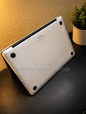 Laptop Apple MacBook Pro 2015 8GB Intel Core i5 SSD 256GB