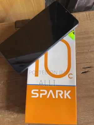 Tecno Spark 10 128 GB Blue