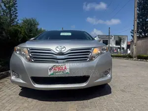 Toyota Venza Limited 2011 Silver