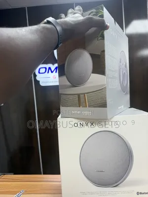 Omaybus Studio 9