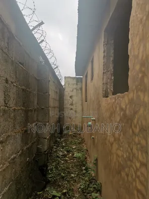 1bdrm Block of Flats in Lucky Fibre, Adamo for rent
