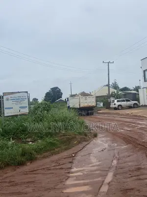 Full 30 Tons of Sharp Sand