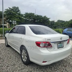 Toyota Corolla 2012 White