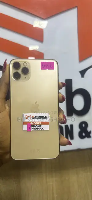 Apple iPhone 11 Pro Max 64 GB Gold