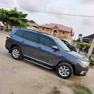 Toyota Highlander 2013 Gray
