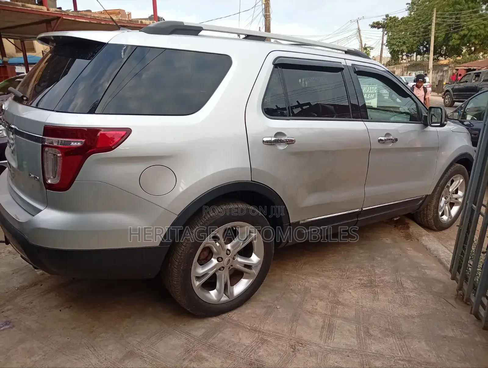 Ford Explorer 2015 Silver