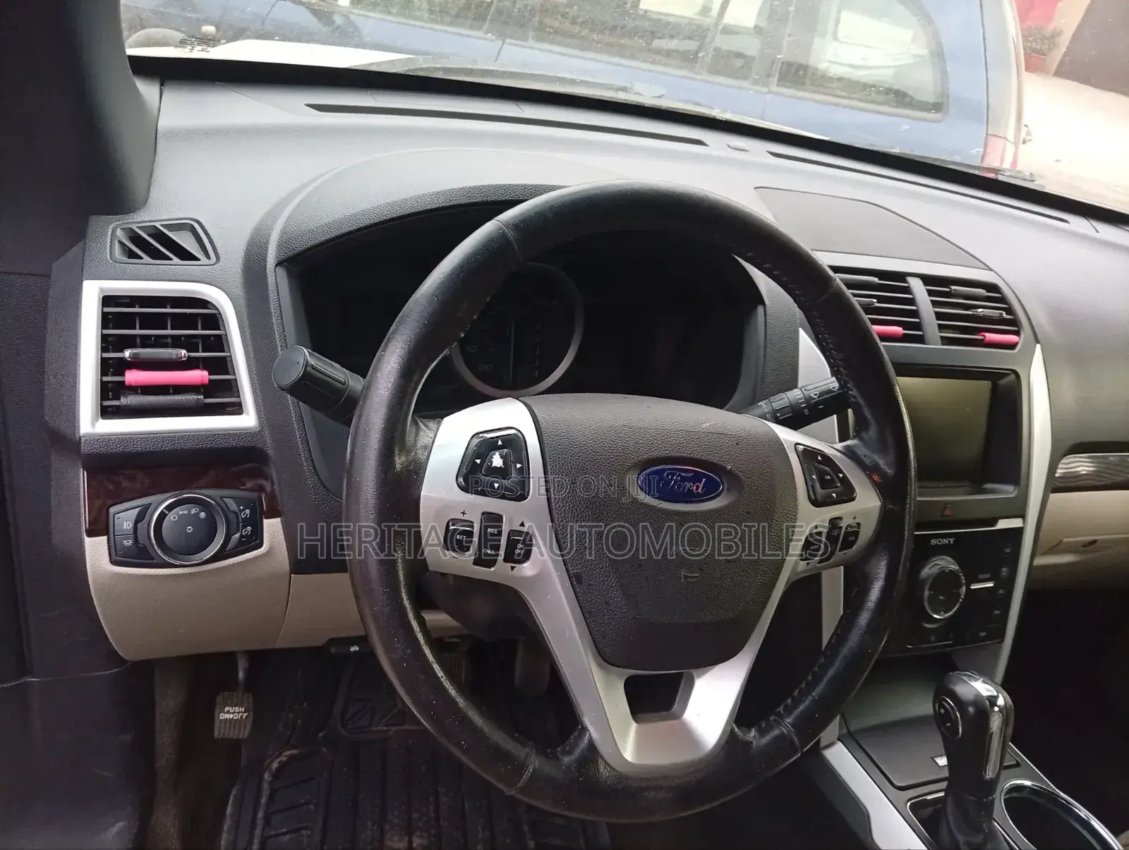 Ford Explorer 2015 Silver