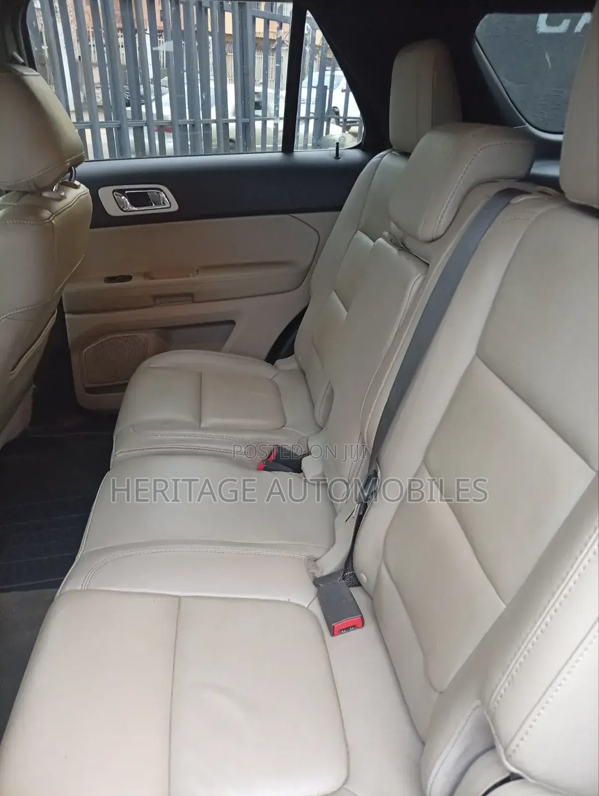 Ford Explorer 2015 Silver