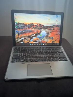 Laptop Dell Latitude 7200 2-in-1 8GB Intel Core i7 SSD 256GB