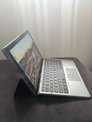Laptop Dell Latitude 7200 2-in-1 8GB Intel Core i7 SSD 256GB