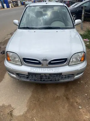 Nissan Micra 2004 Silver