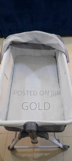 Baby Bassinet Next to Me