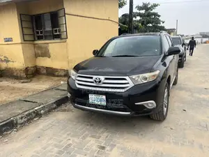 Toyota Highlander Limited 2012 Black