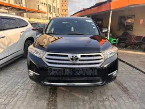 Toyota Highlander Limited 3.5l 4WD 2013 Black