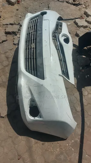 Complete Front Bumper Yaris 2012 Lift Back