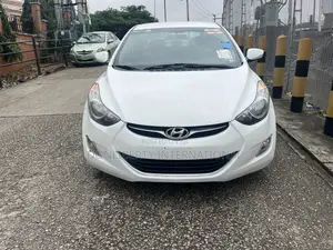 Hyundai Elantra 2013 White