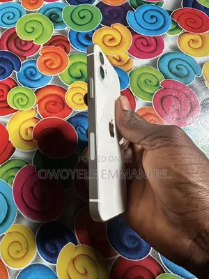 Apple iPhone 12 64 GB White
