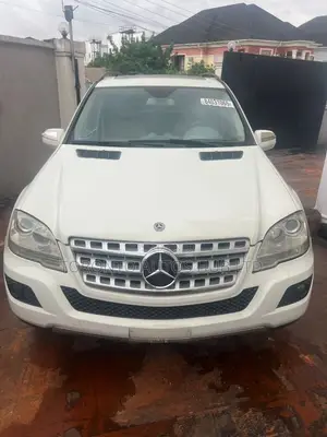 Mercedes-Benz M Class ML350 AWD 4MATIC 2009 White