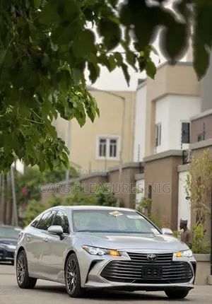 Toyota Avalon Limited 2021 Silver